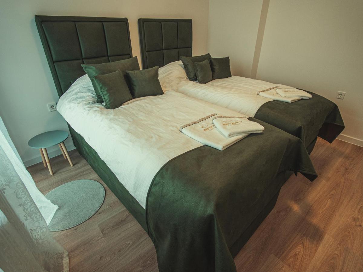 Apartmani Infinity Osijek Bagian luar foto