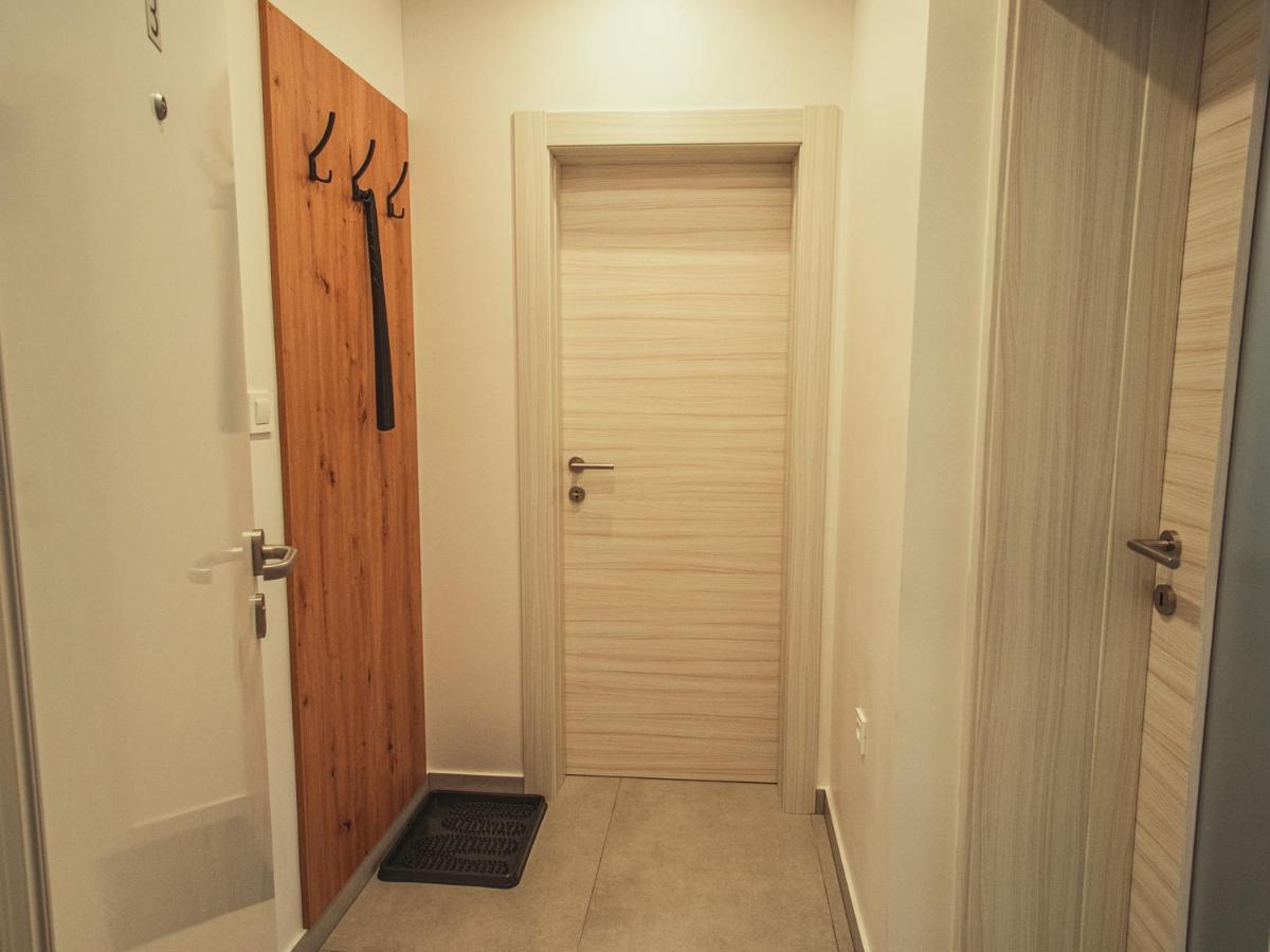 Apartmani Infinity Osijek Bagian luar foto