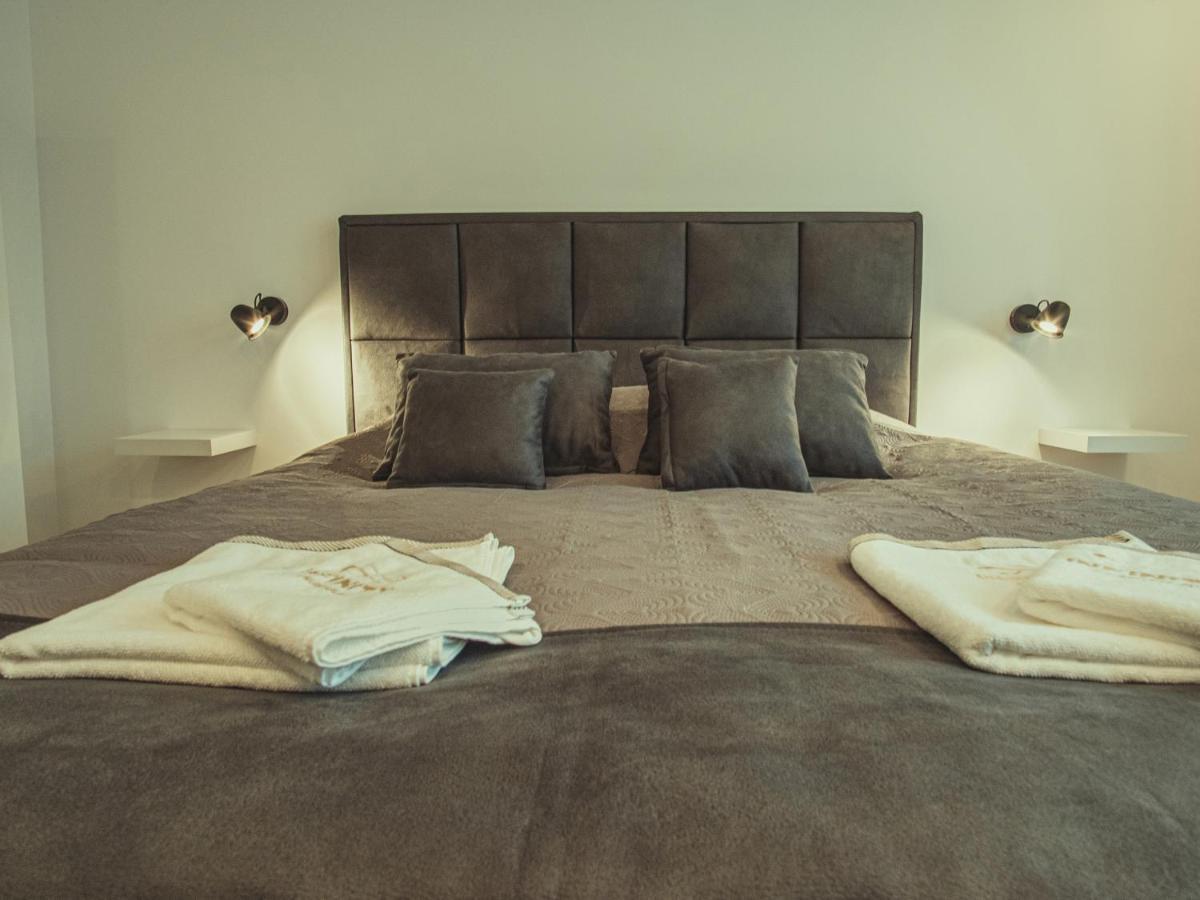 Apartmani Infinity Osijek Bagian luar foto