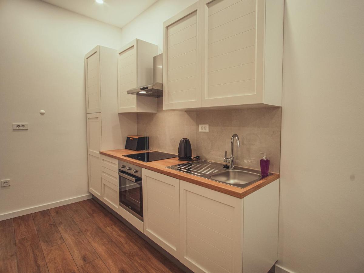 Apartmani Infinity Osijek Bagian luar foto