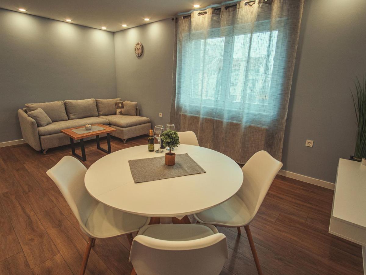 Apartmani Infinity Osijek Bagian luar foto