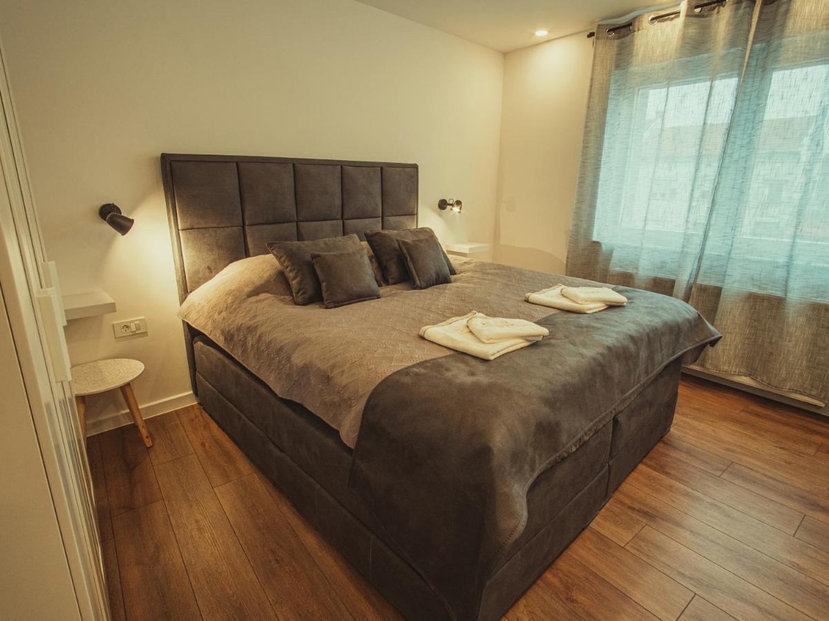 Apartmani Infinity Osijek Bagian luar foto