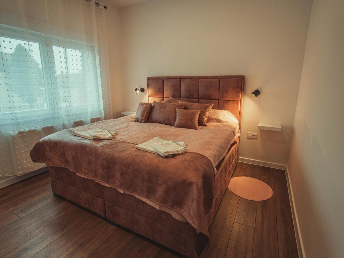 Apartmani Infinity Osijek Bagian luar foto