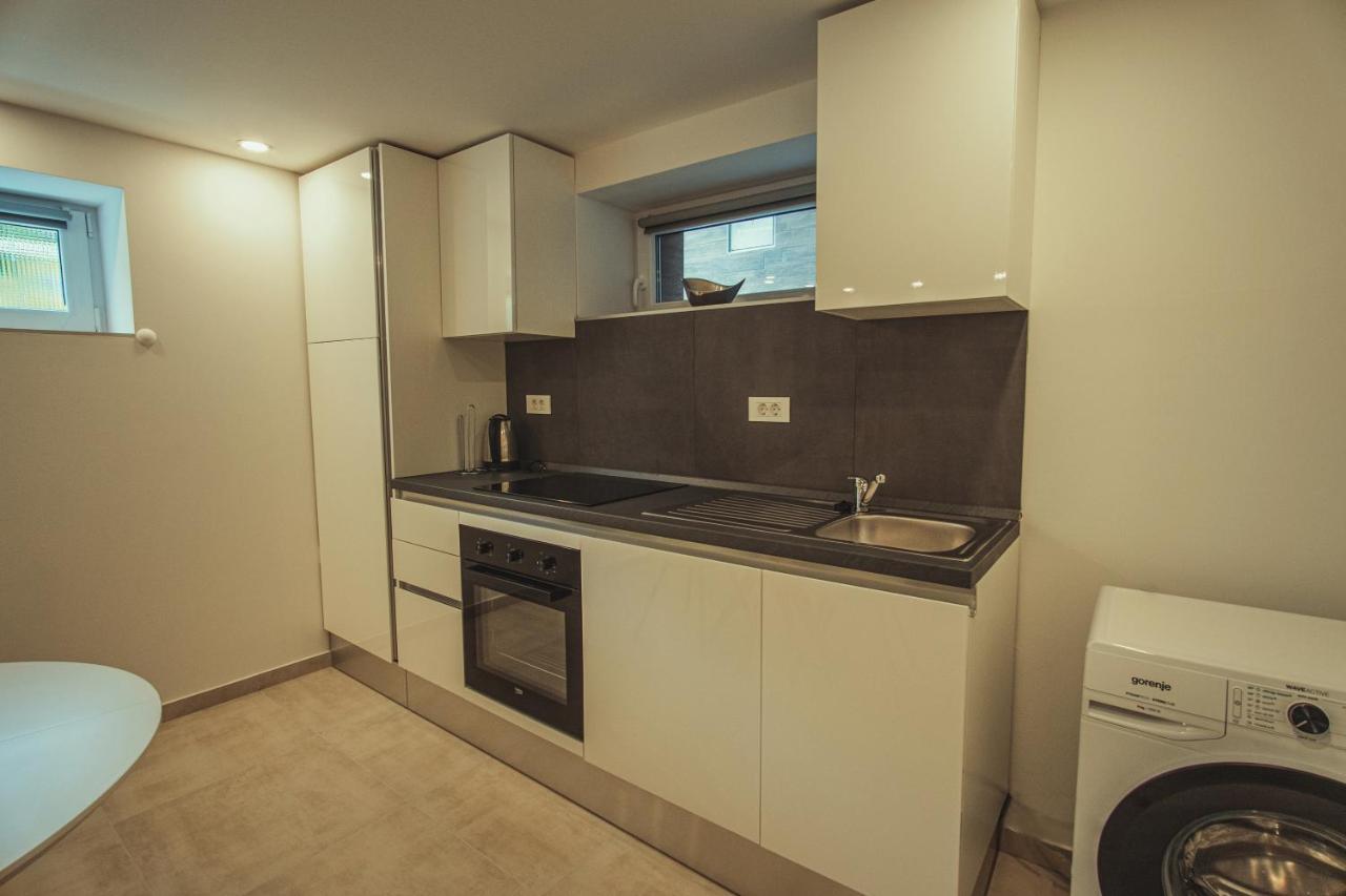 Apartmani Infinity Osijek Bagian luar foto
