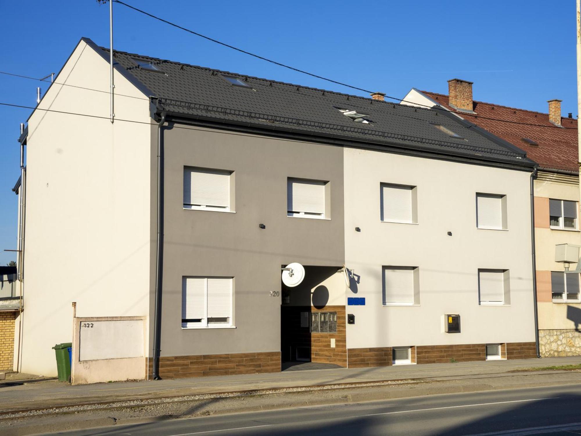 Apartmani Infinity Osijek Bagian luar foto